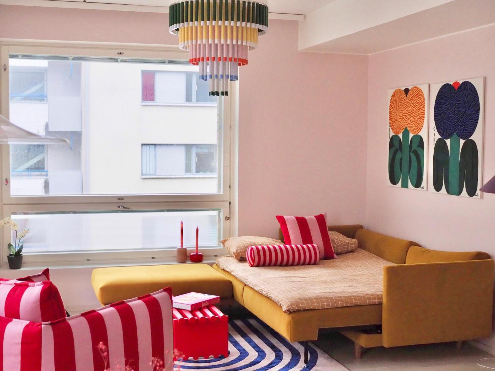 Candy-Colored Two-Room Condo With Sweet Views Helsinki Eksteriør billede