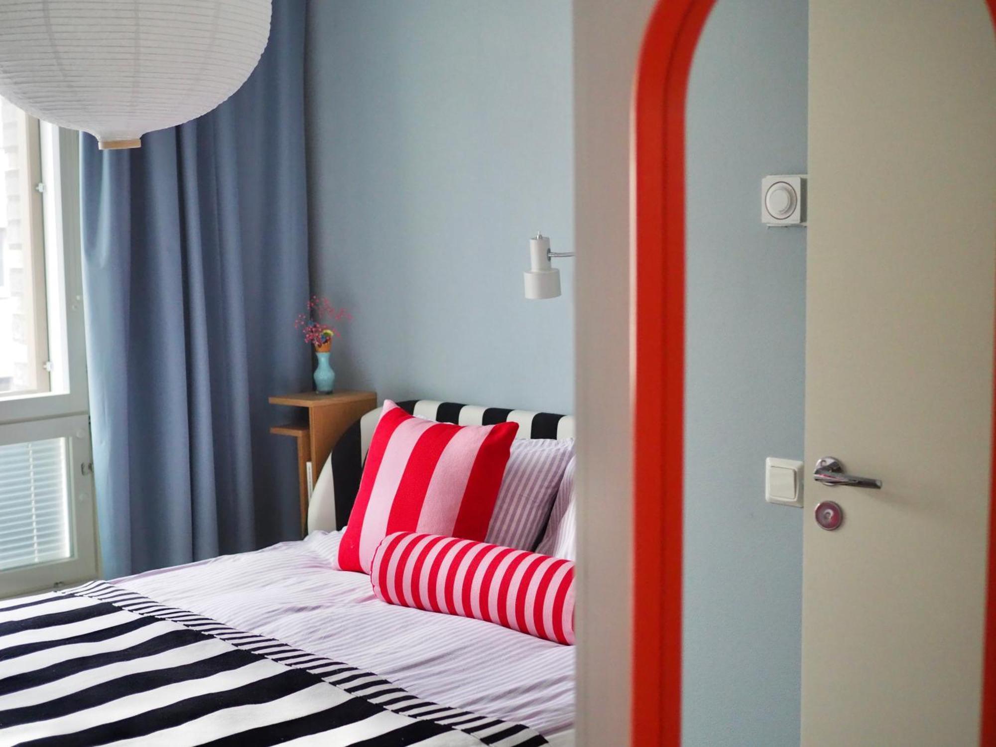 Candy-Colored Two-Room Condo With Sweet Views Helsinki Eksteriør billede